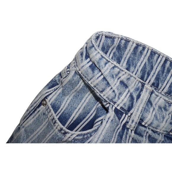 We The Free by Free People Striped Denim Shorts Size 26 - Picture 4 of 7